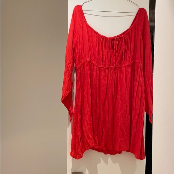 FLOWY HIPPIE MINI DRESS - Picture 1 of 2